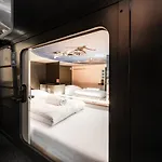 Capsule Hotel - Lucerne Thelab